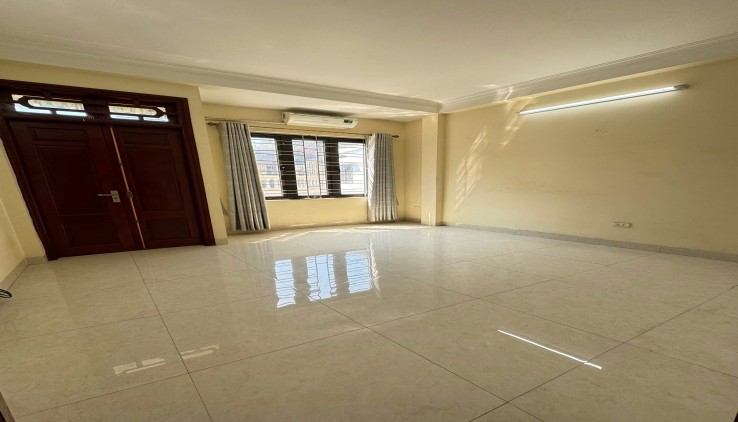 Cho thuê nhà nguyên căn phố Lương khánh Thiện, 45m x5 Tầng 5 ngủ, 15 Triệu LH 0377526803